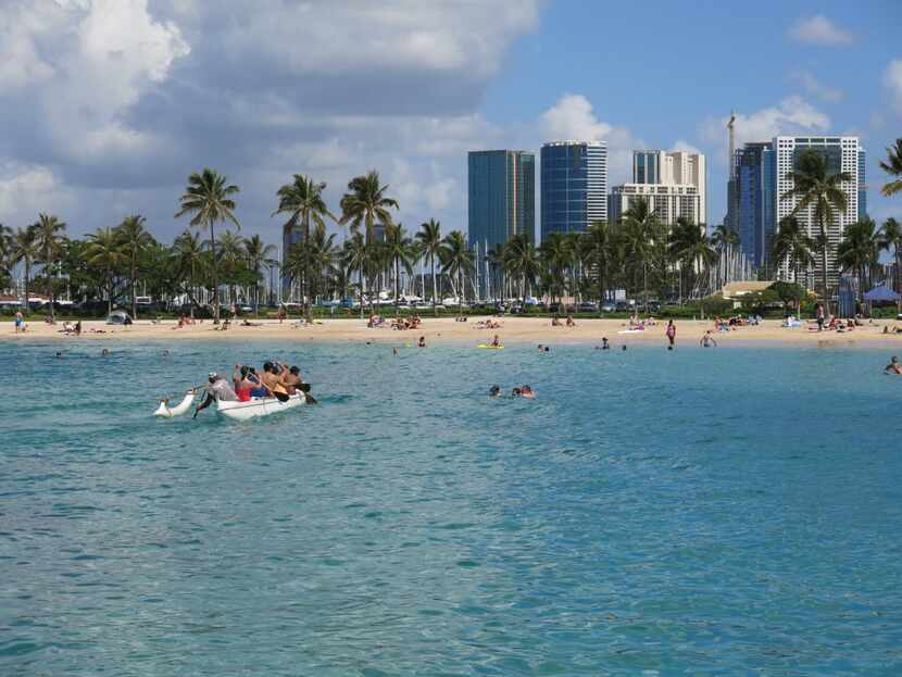 Duke Kahanamoku Beach in the Honolulu tourist neighborhood of Waikiki in Hawaii is...