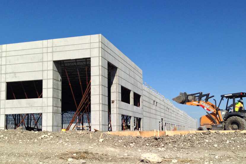 Shippers Warehouse is building a new half-million-square-foot distribution center and office...