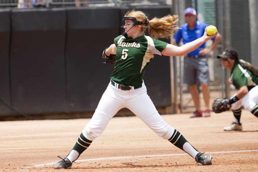 North Richland Hills Birdville pitcher Grace Green (5) pitches against Gregory-Portland...