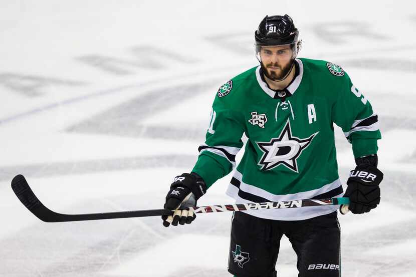 Dallas Stars center Tyler Seguin (91) makes a face during the second period of an NHL hockey...