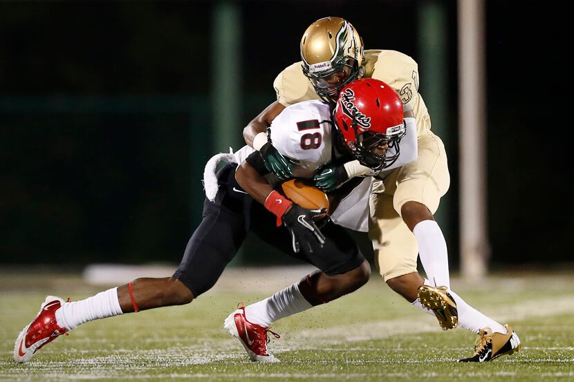 DeSoto vs. Cedar Hill/ On its face, no other district opener is as big as this. DeSoto and...