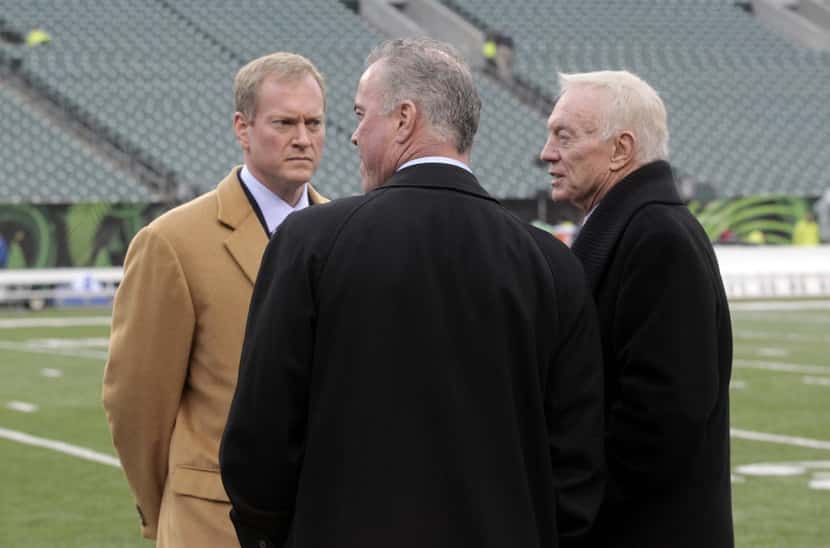 Jerry Jones Jr. (left), Stephen Jones and Jerry Jones of the Dallas Cowboys talked before a...