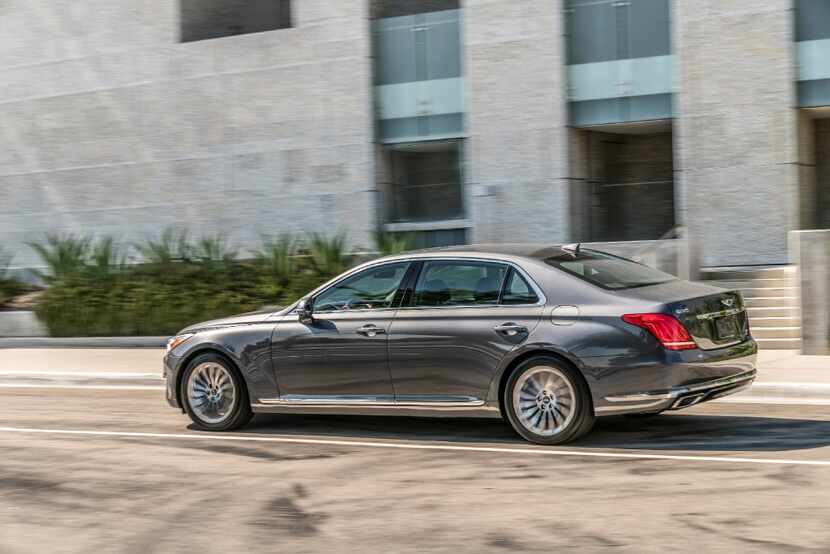 The 2017 Genesis G90 flagship sedan points Hyundai's new luxury brand in the right direction...