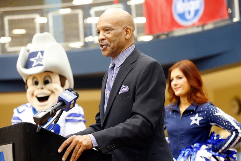 Former Dallas Cowboys receiver Drew Pearson spoke during the Souper Bowl of Caring annual...