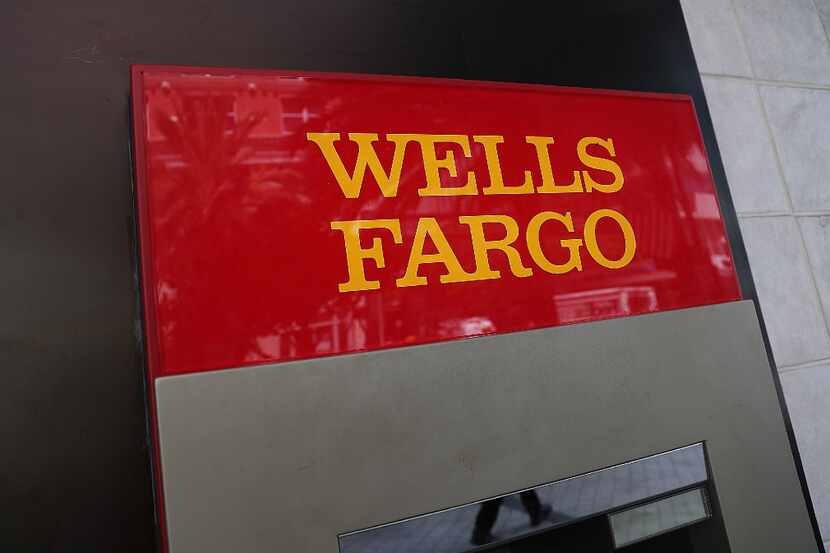 Wells Fargo enfrenta un juicio por negarle el préstamo a un dreamer.
