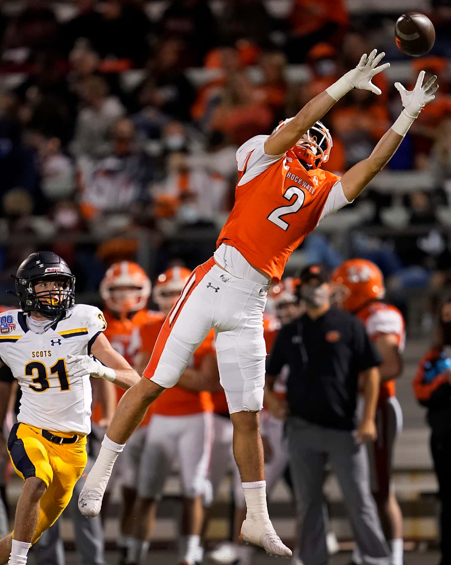 Rockwall wide receiver Brenden Bayes (2) can’t make a catch during the first half of a high...
