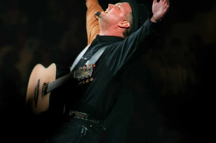 ORG XMIT:  Garth Brooks performs at Tarrant County Convention Center.