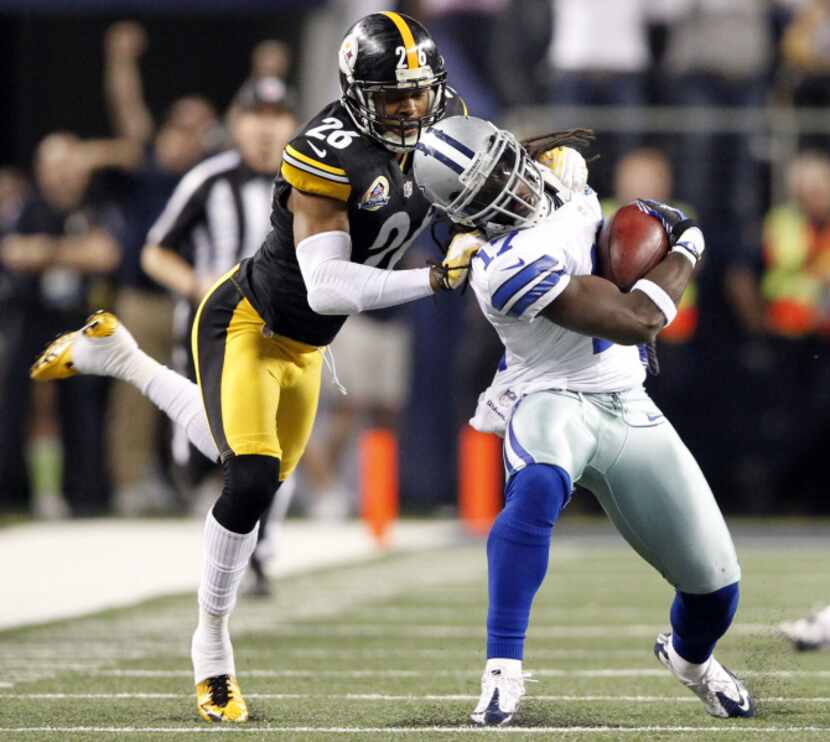 Pittsburgh Steelers strong safety Will Allen (26) pulls down Dallas Cowboys wide receiver...
