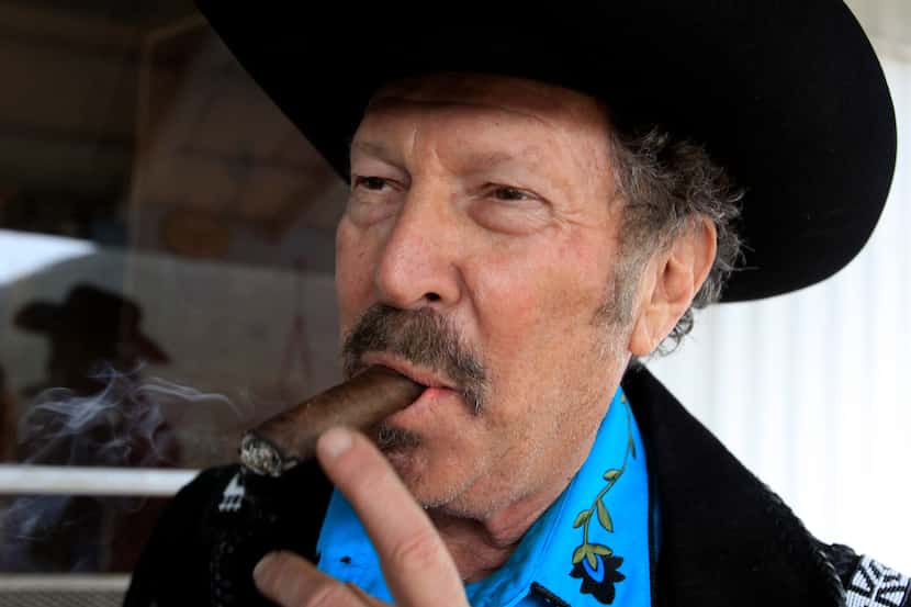 Novelist, musician and erstwhile political candidate Kinky Friedman has died.