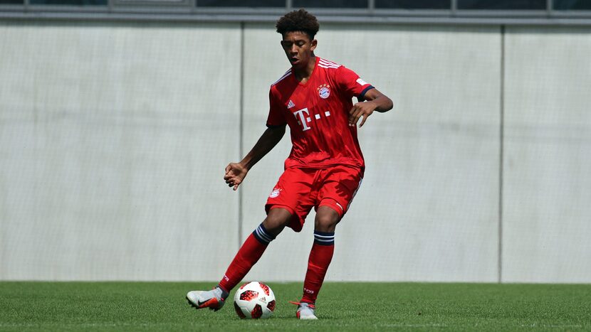 Chris Richards faces Kaiserlautern playing for Bayern Munich's U19s.