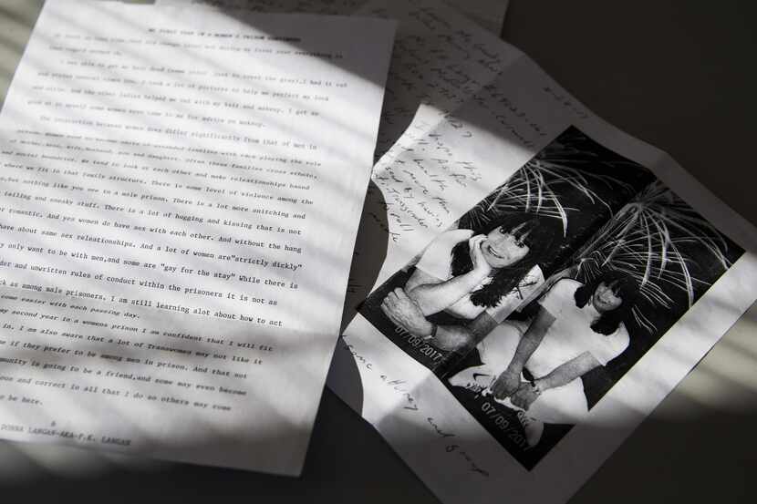 Cartas de la presa transgénero Donna Langan, que antes era conocida como Peter, quien cumple...