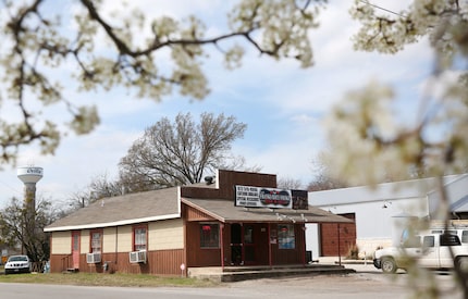 A.D. Franks Holy Smoke Bar-B-Que is located in Ovilla, about 25 miles south of Dallas.