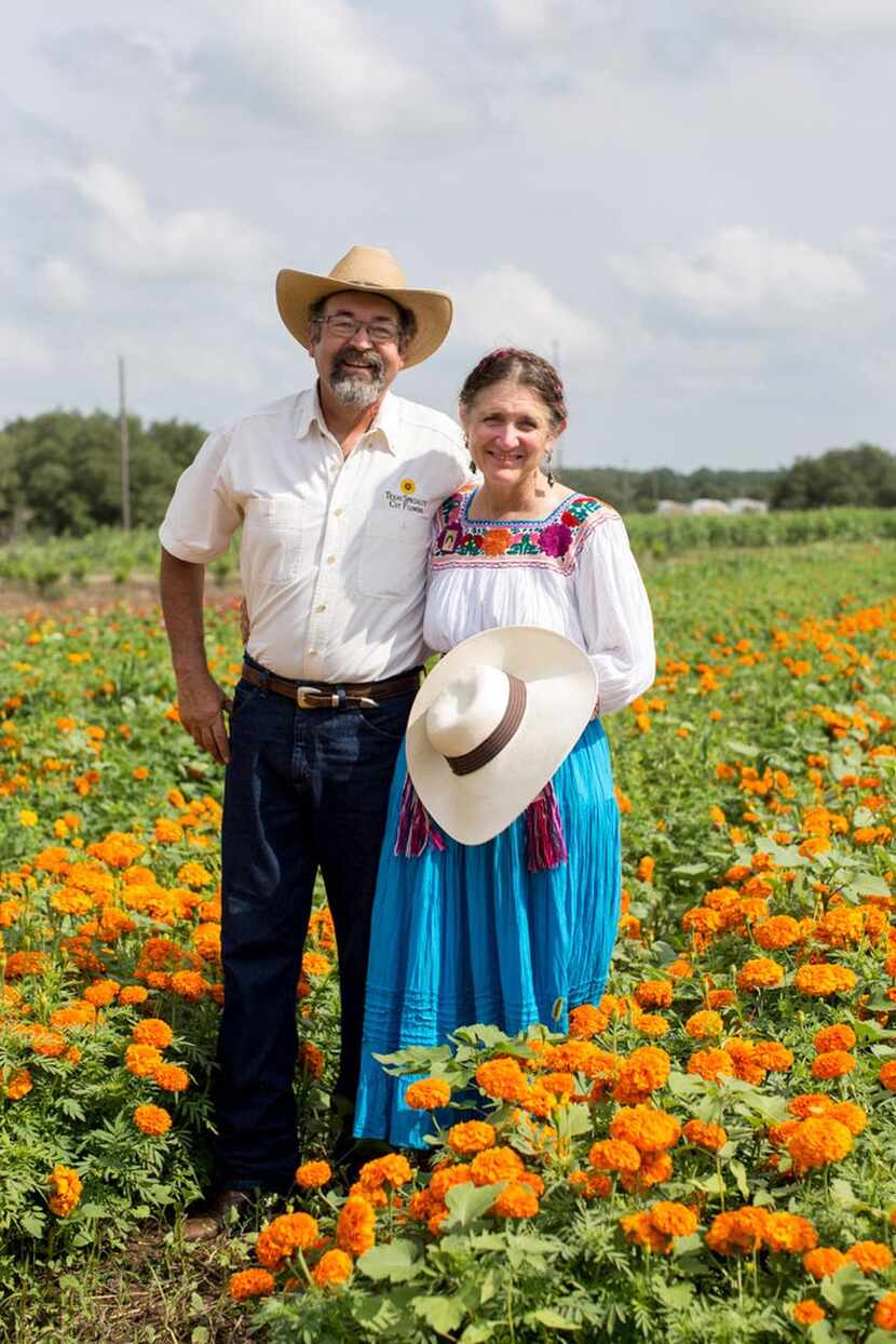
Hosts for the Field to Vase dinner were flower farmers Pamela and Frank Arnosky.
