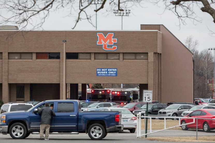 Dos muertos en tiroteo en escuela de Kentucky. / AP
