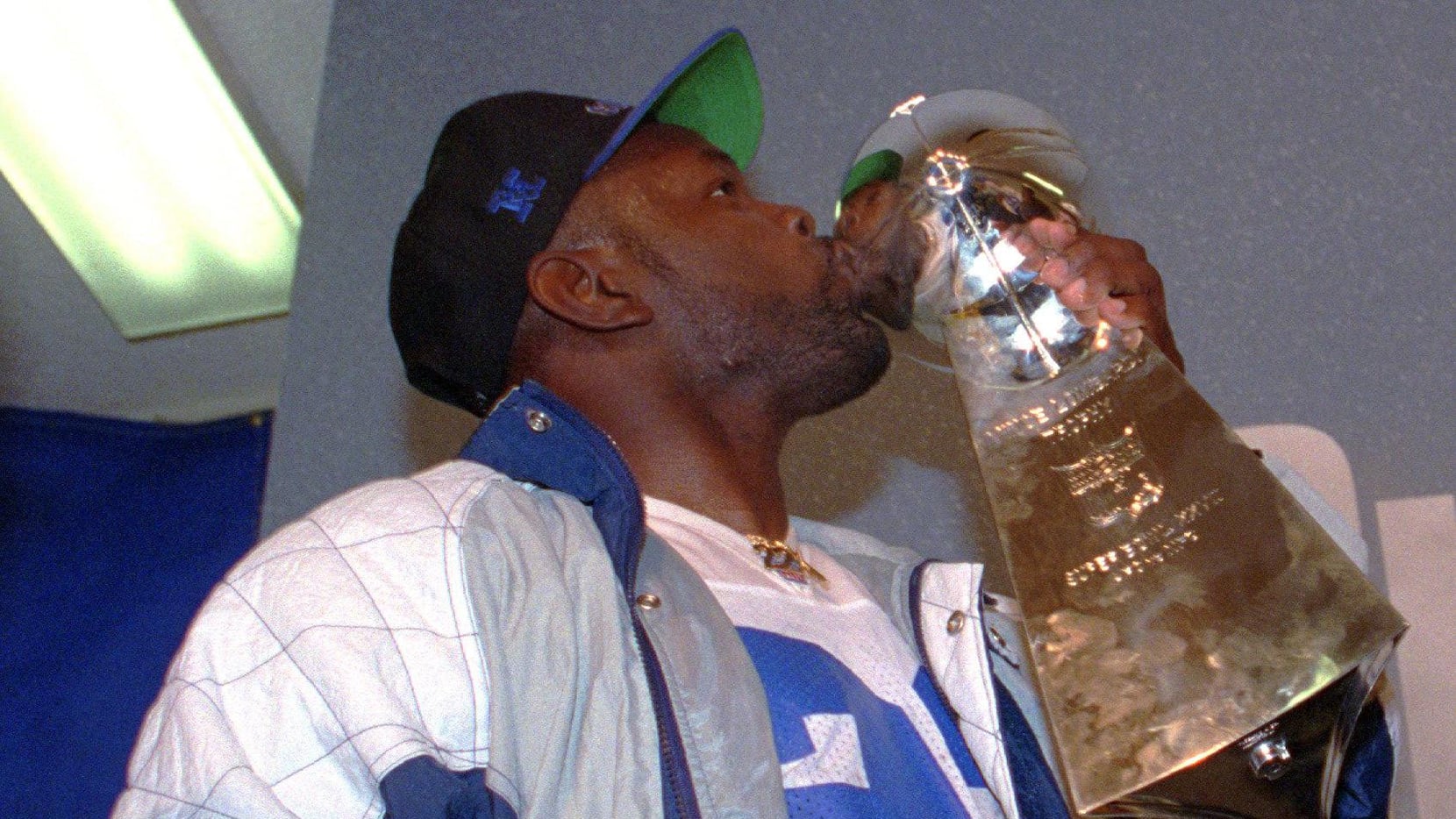 Flashback: Relive the Cowboys' 52-17 blowout of the Bills in Super Bowl  XXVII