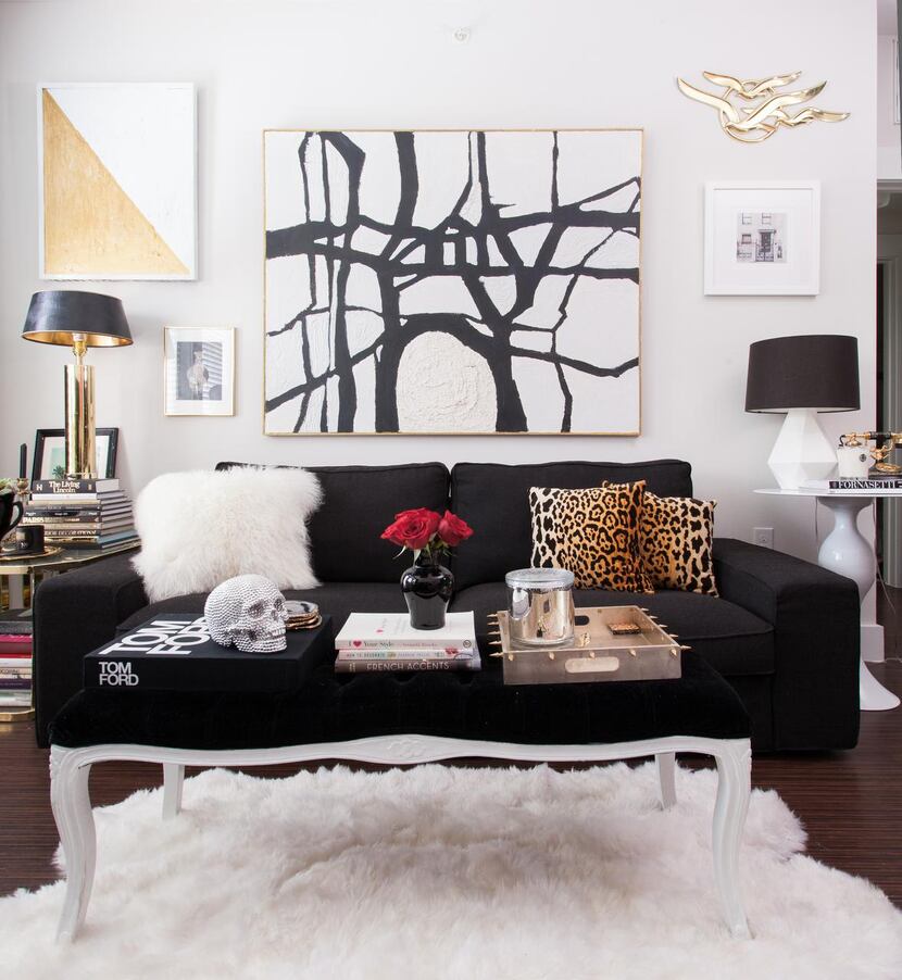 Putting black with white never fails, says designer and blogger Ashlina Kaposta. She often...