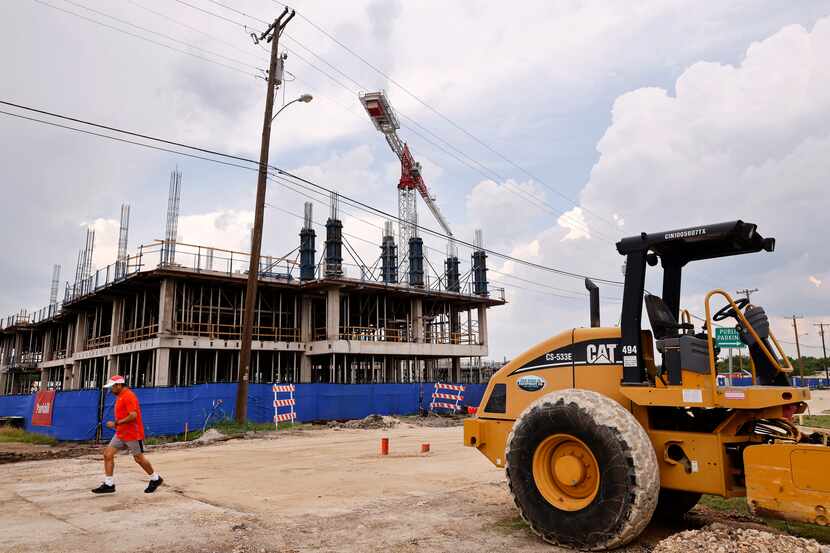 The Dallas area added more than 11,000 construction jobs since 2022.