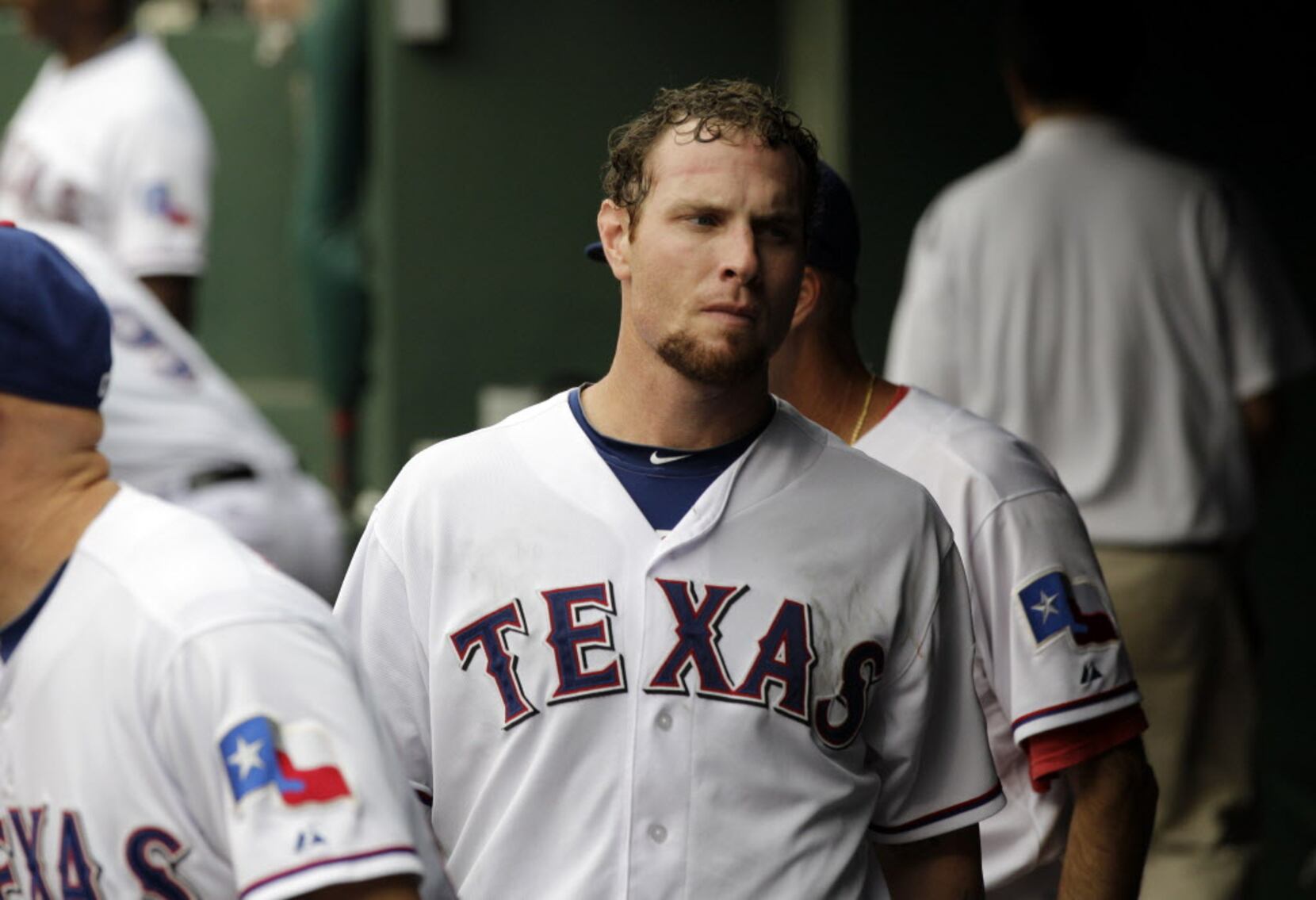 Josh Hamilton out of lineup, hints at cause of struggles 