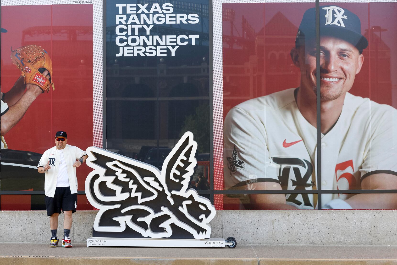 Golden Chick Celebrates Release of Texas Rangers 2023 Nike City Connect  Uniform Launch - QSR Magazine