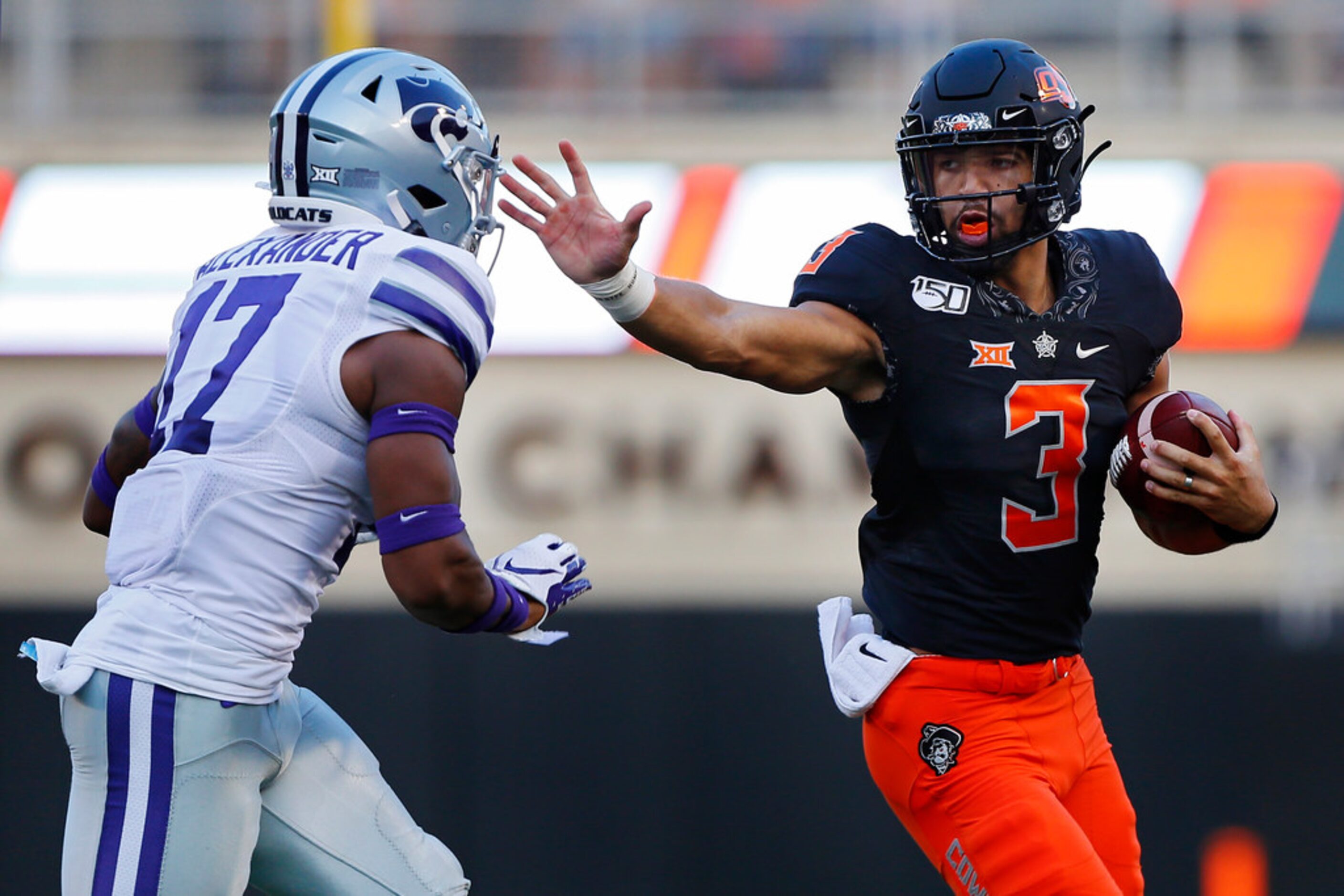 STILLWATER, OK - SEPTEMBER 28:  Quarterback Spencer Sanders #3 of the Oklahoma State Cowboys...