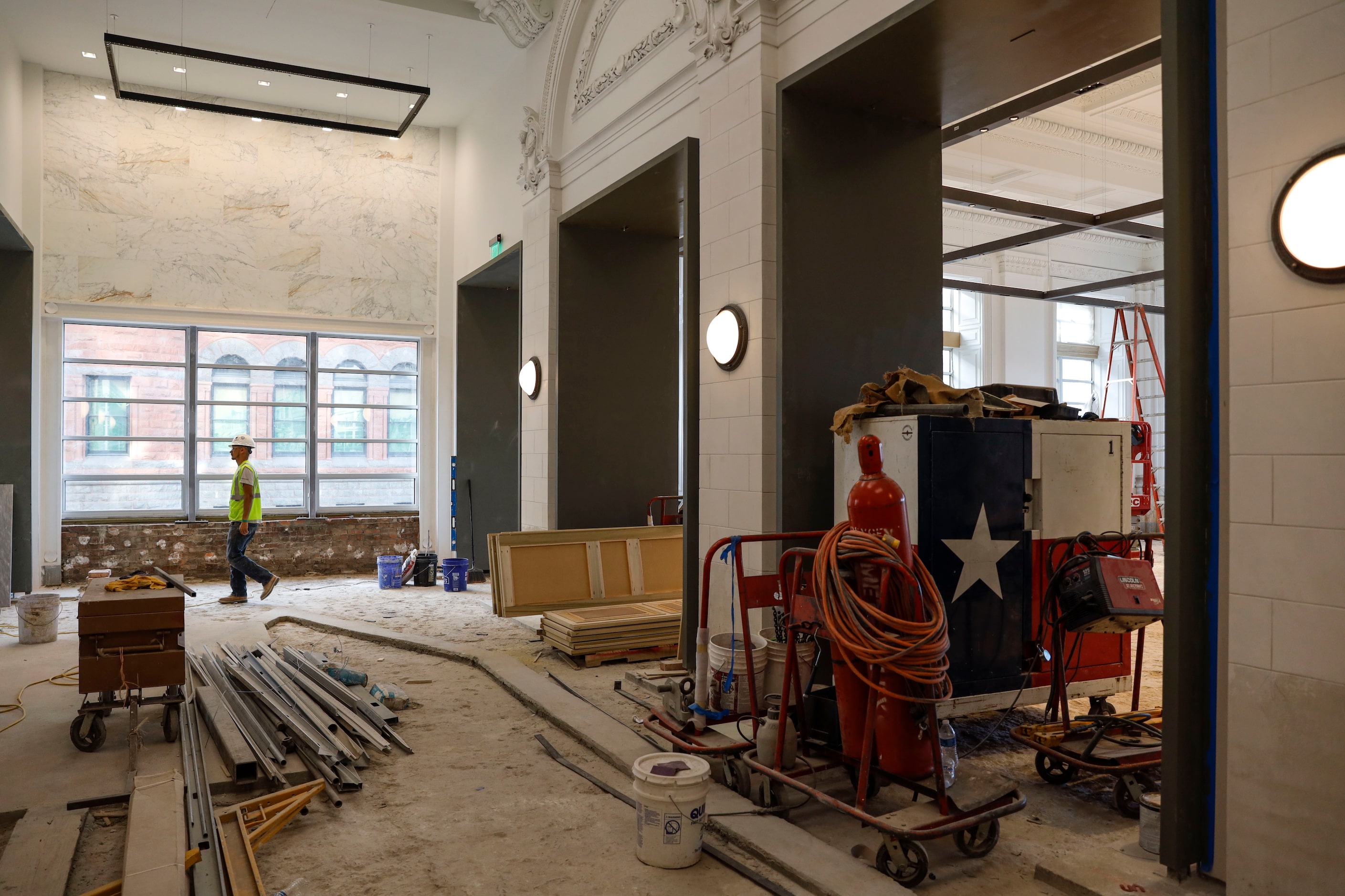 Renovation outside the Ruby courtroom and the original 1915 portion of the Dallas County...