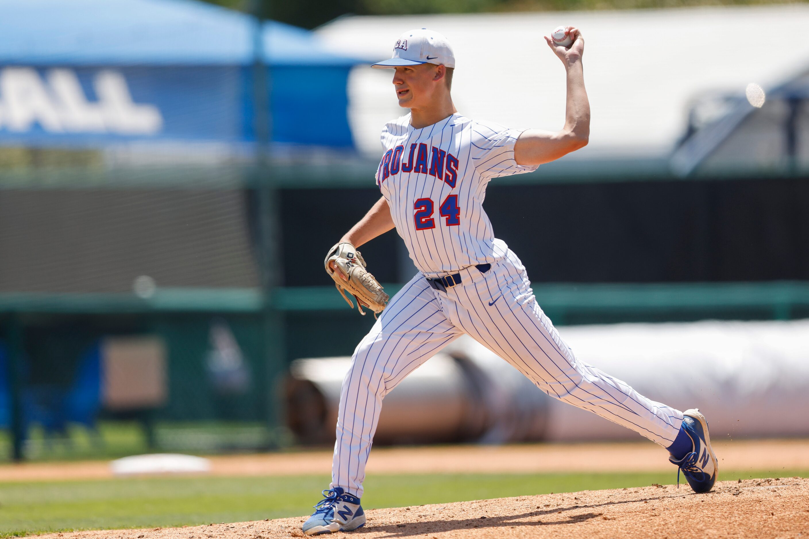 Trinity Christian’s Ryan Janacek (24) pitches in the third inning against Houston St. Thomas...