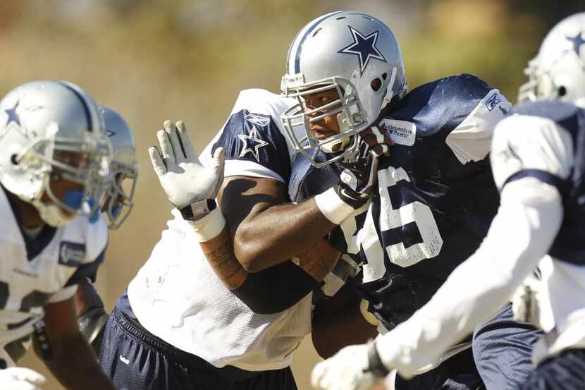 Dallas Cowboys nose tackle Junior Siavii (95) rushes the passer during afternoon practice at...