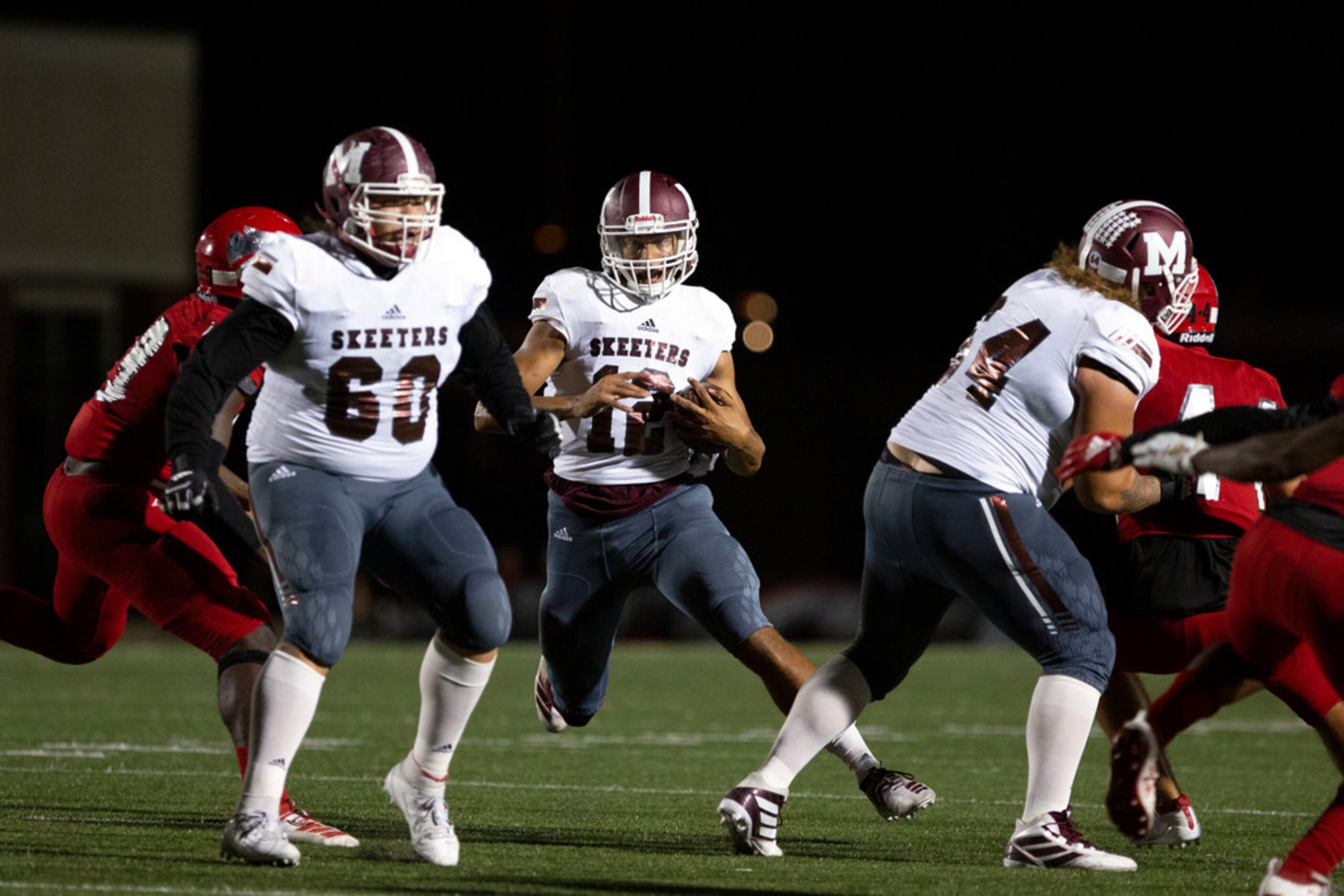 Mesquite Skeeters Dylan Hillard-McGill plays Mesquite Horn at Mesquite Memorial Stadium in...