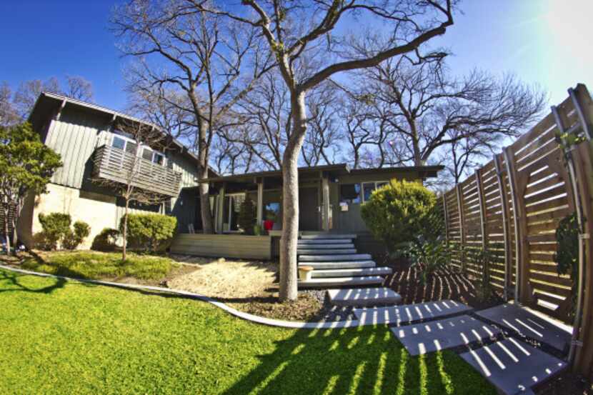  White Rock Home Tour focuses on the architecture of five mid-century homes near White Rock...