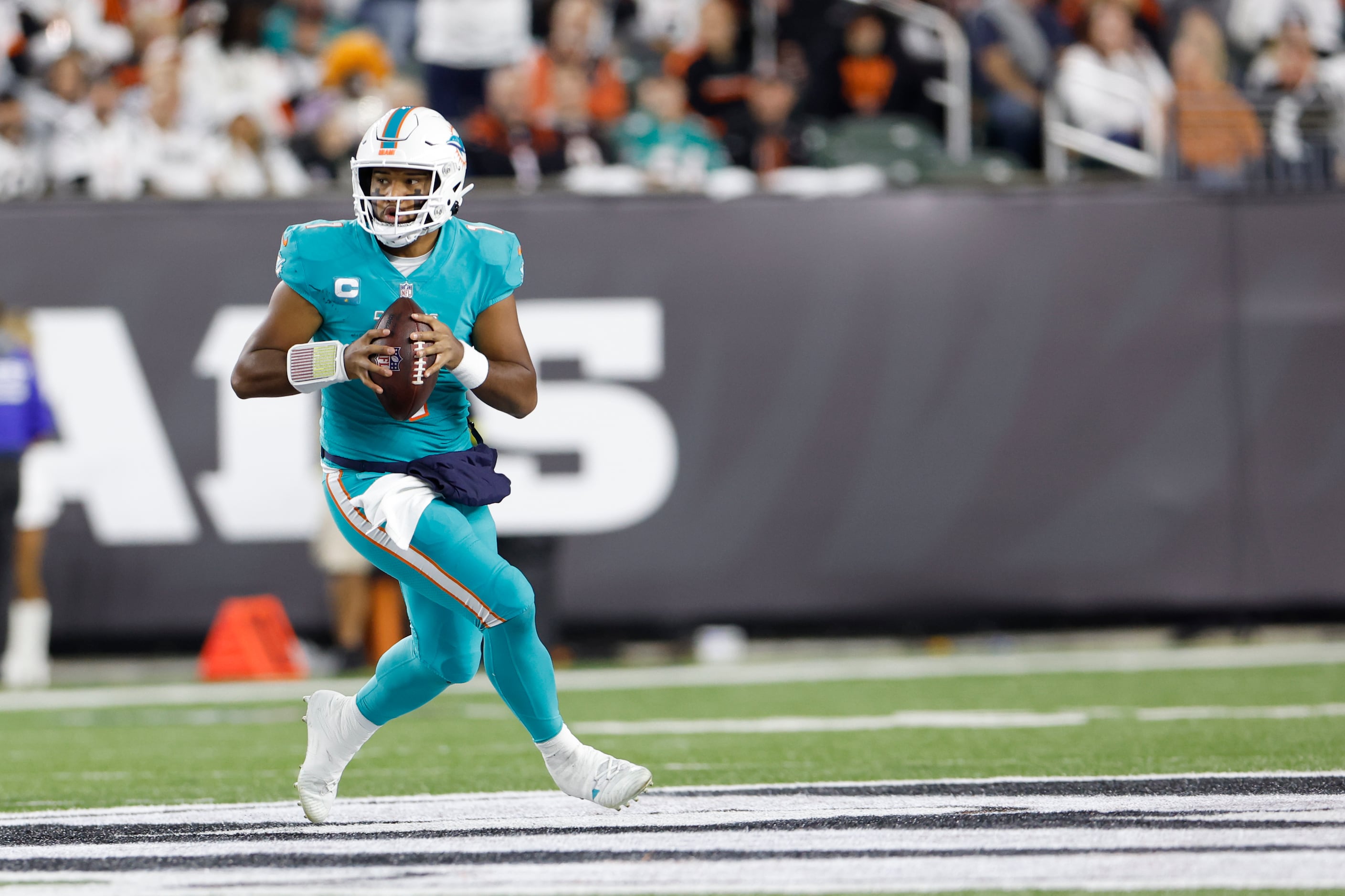 Miami Dolphins @ Cincinnati Bengals: Tua Tagovailoa expected to start at  quarterback for Dolphins on Thursday Night Football, NFL News