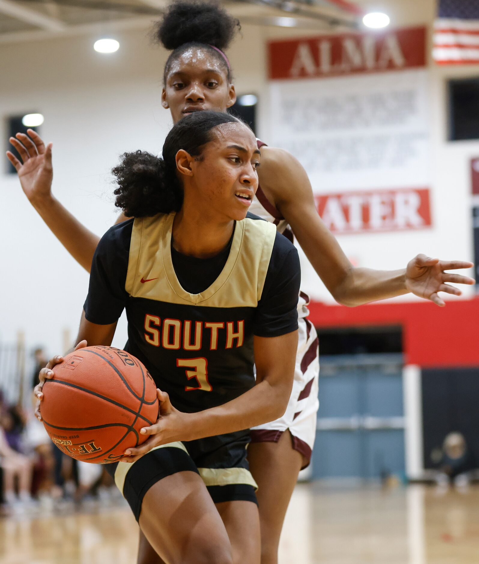 South Grand Prairie High School Taylor Barnes (3) looks to a teammate to pass to while...