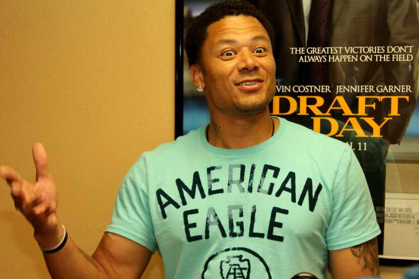 Former Dallas Cowboys receiver Terry Glenn recalls details of his draft day into the...