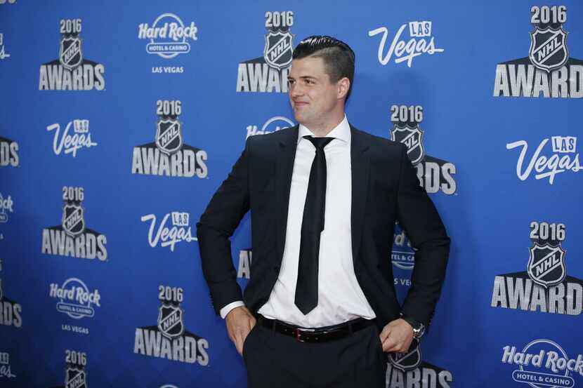 Dallas Stars' Jamie Benn poses on the red carpet at the NHL Awards show, Wednesday, June 22,...