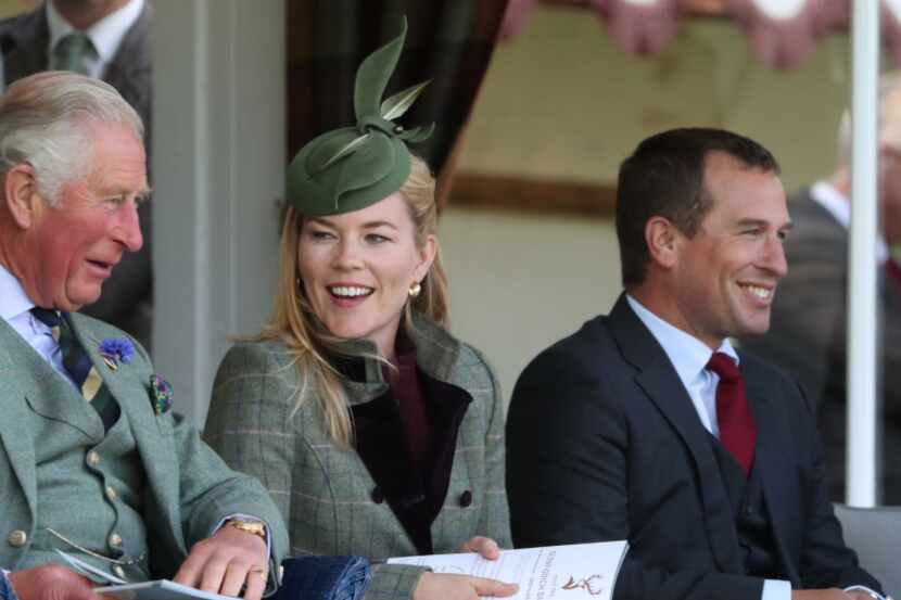 Peter Phillips (der.) es el nuevo miembro de la familia real británica en divorciarse.