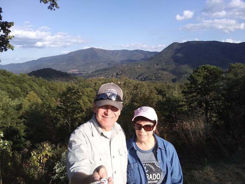 Jerry and Lynne Burke left Dallas for Knoxville for its proximity to Great Smoky Mountains...