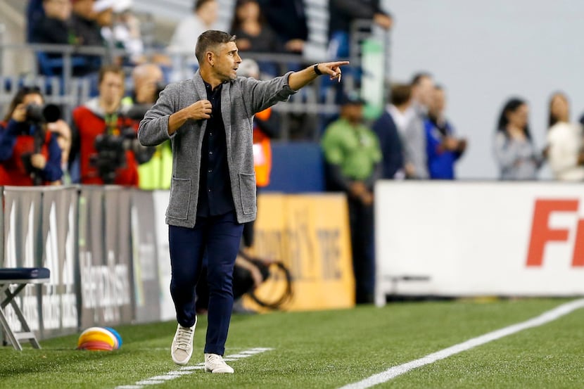 FC Dallas Head Coach Luchi Gonzalez shows off a sweater look at the Seattle Sounders. (9-18-19)