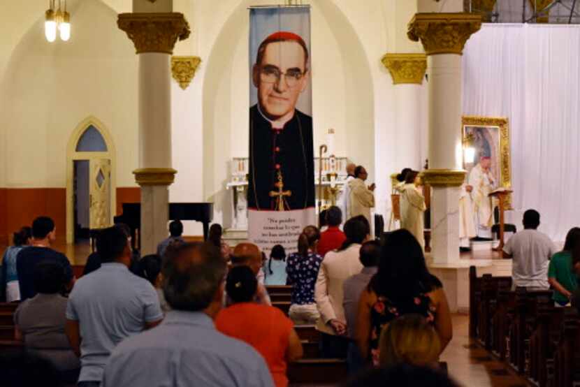 La misa del martes conmemoró los 100 años del natalicio de monseñor Oscar Romero.