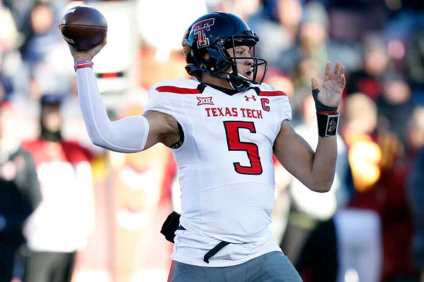 Texas Tech quarterback Patrick Mahomes II (5) throws a pass during the first half of an NCAA...