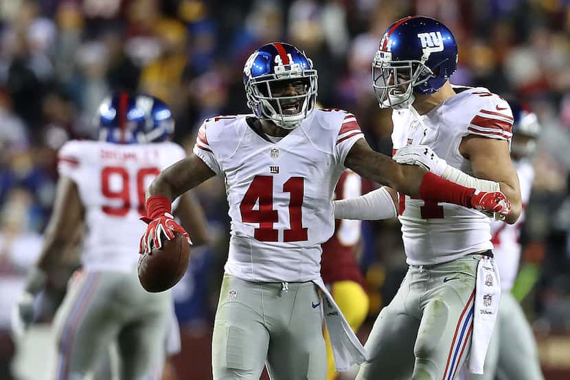 LANDOVER, MD - JANUARY 01: Cornerback Dominique Rodgers-Cromartie #41 of the New York Giants...