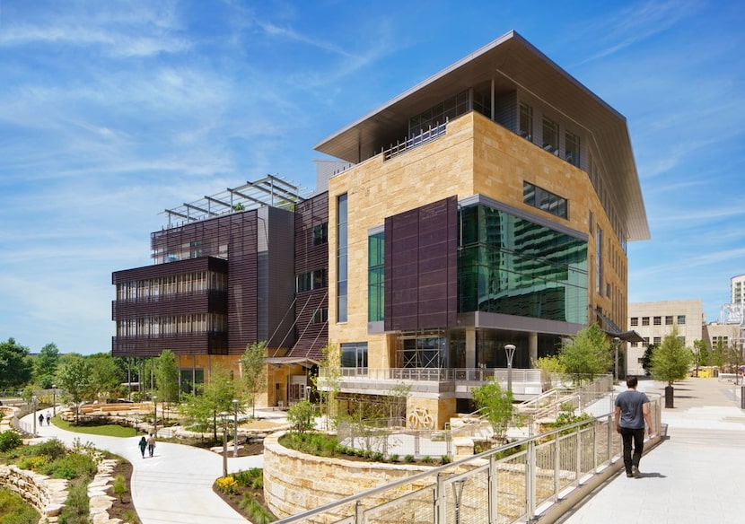 Austin Central Library, Lake-Flato and Shelpey Bulfinch, architects.