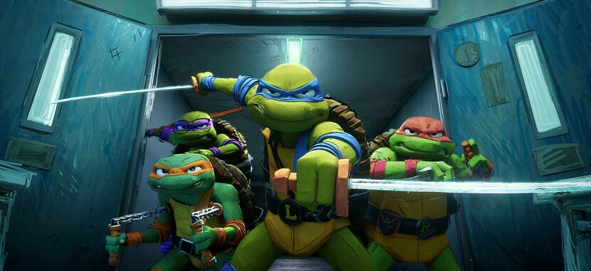 En esta imagen cortesía de Paramount Pictures se ve a las Tortugas NInja, en una escena de...