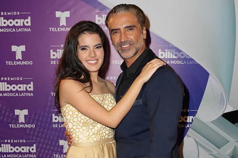 Alejandro Fernández se convirtió en abuelo, pues su hija Camila y su esposo, Franco Barba,...