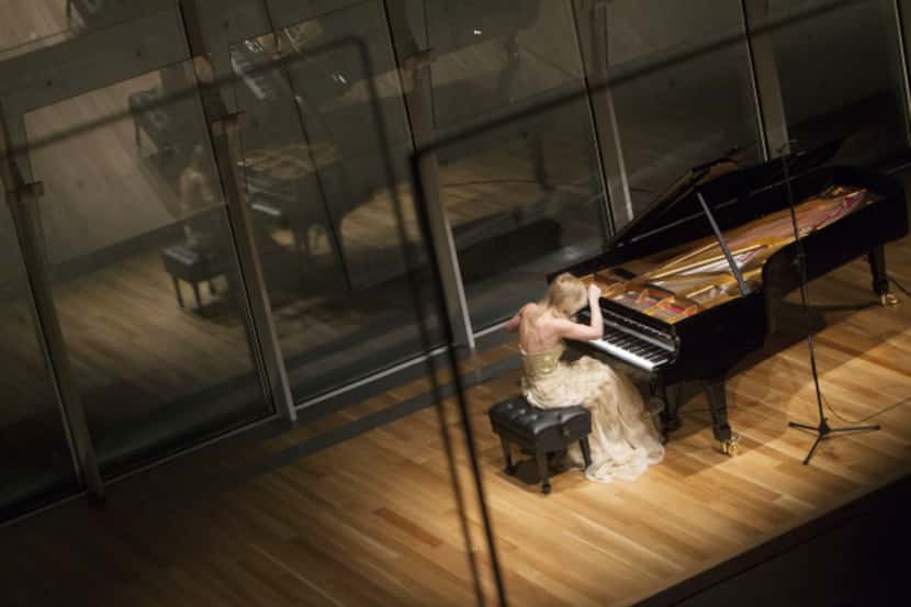 Pianist Olga Kern performed works by Schumann, Chopin and Rachmaninoff in the Kimbell's new...