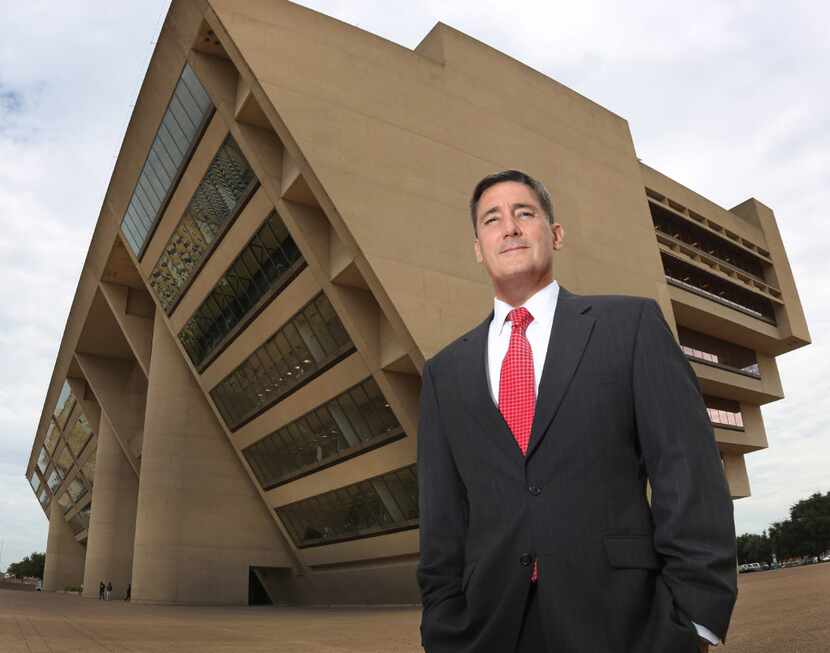 New Dallas City Attorney Larry Casto