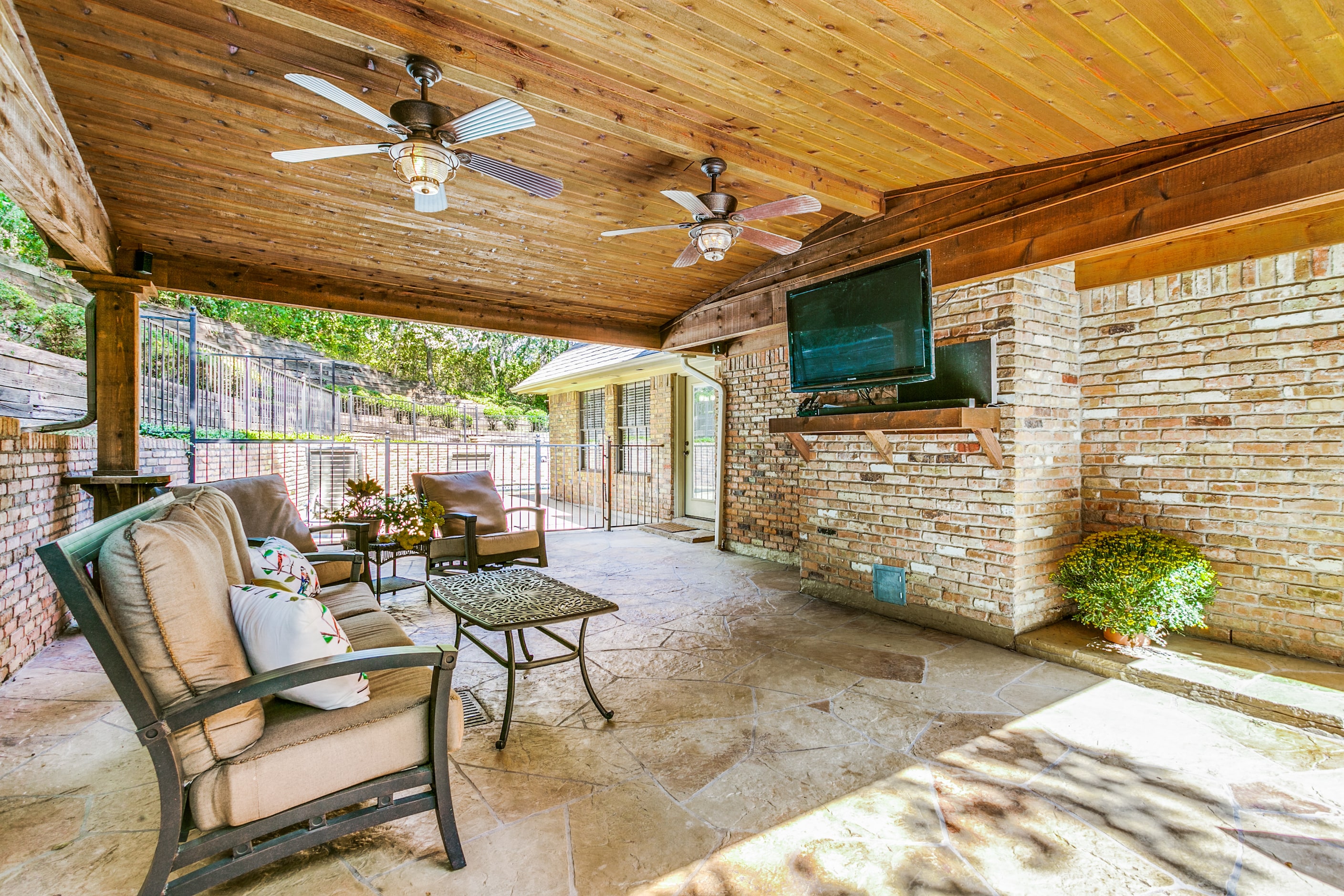 A look at the home at 3031 Parr Lane in Grapevine, TX.