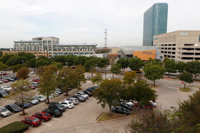 Developer Trammell Crow proposes a series of buildings to be constructed on parking lots...