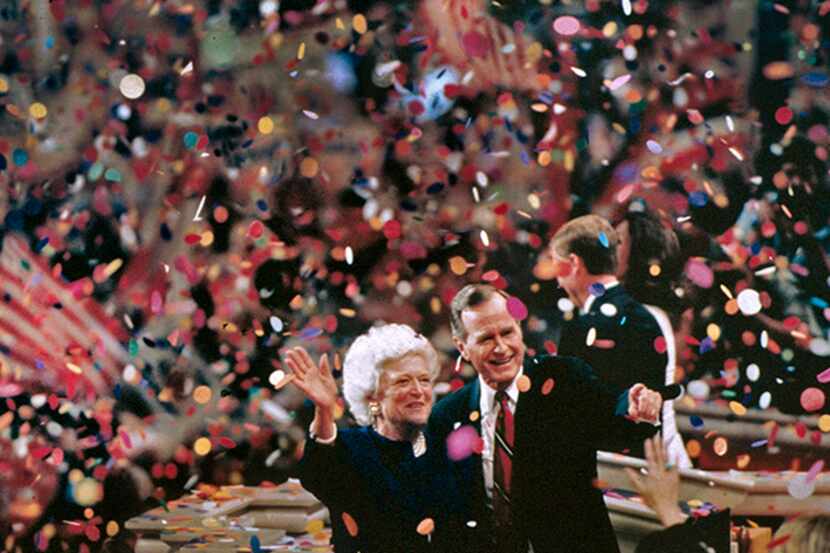  August 20, 1992--President George H.W. Bush Â and First Lady Barbara Bush wave to the crowd...