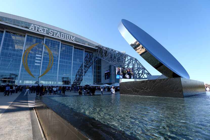Los Dallas Cowboys no están dispuestos a dejar el AT&T Stadium de Arlington para jugar un...