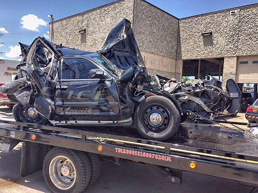  The crash totaled the police SUV. (Grand Prairie PD)