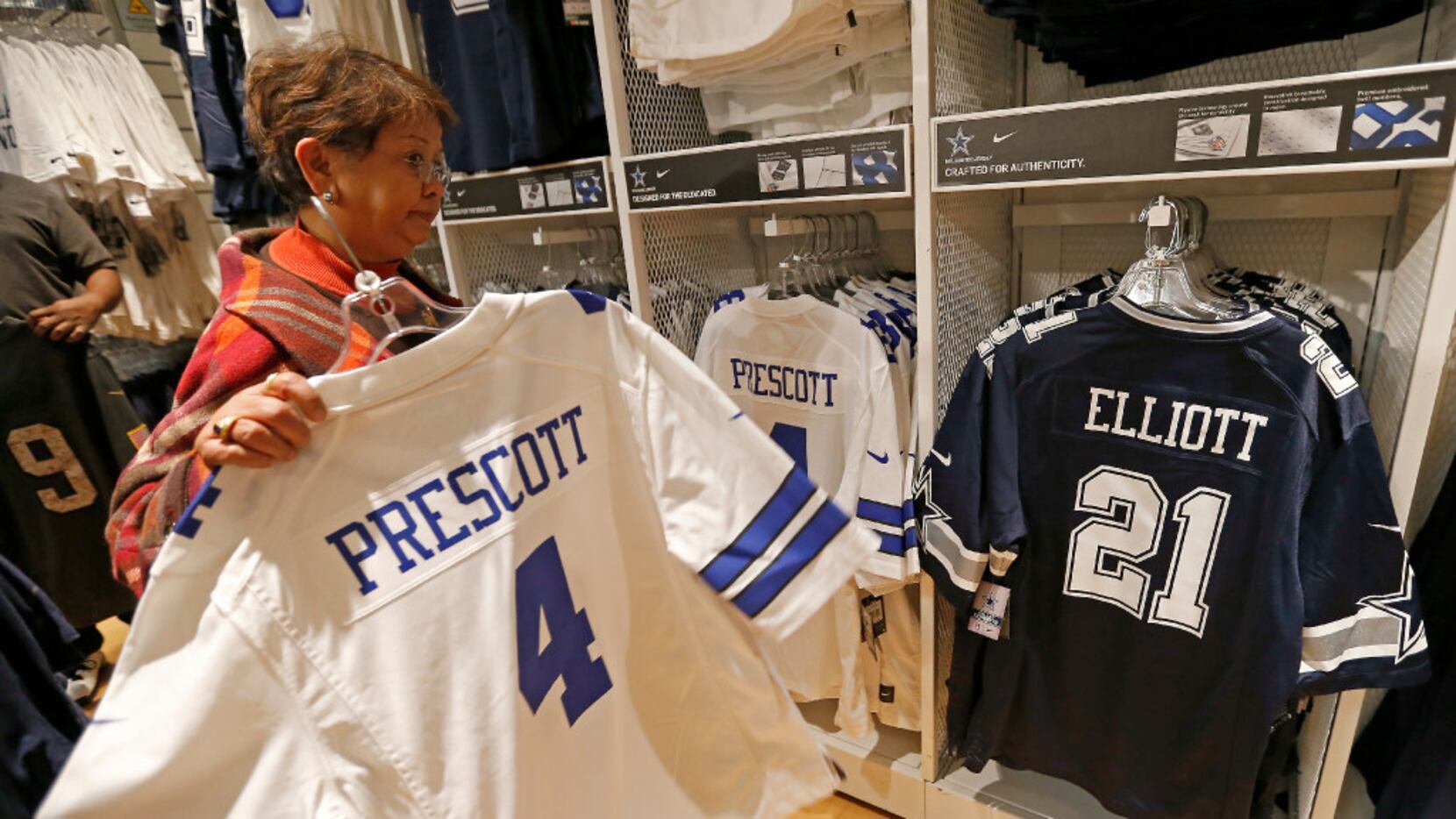 Four Cowboys crack top 10 in NFL merchandise sales